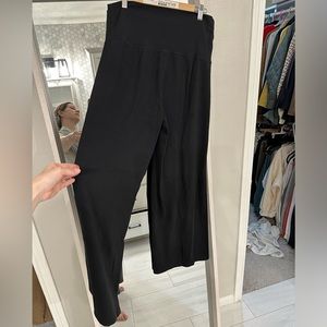 Wide leg maternity pants
